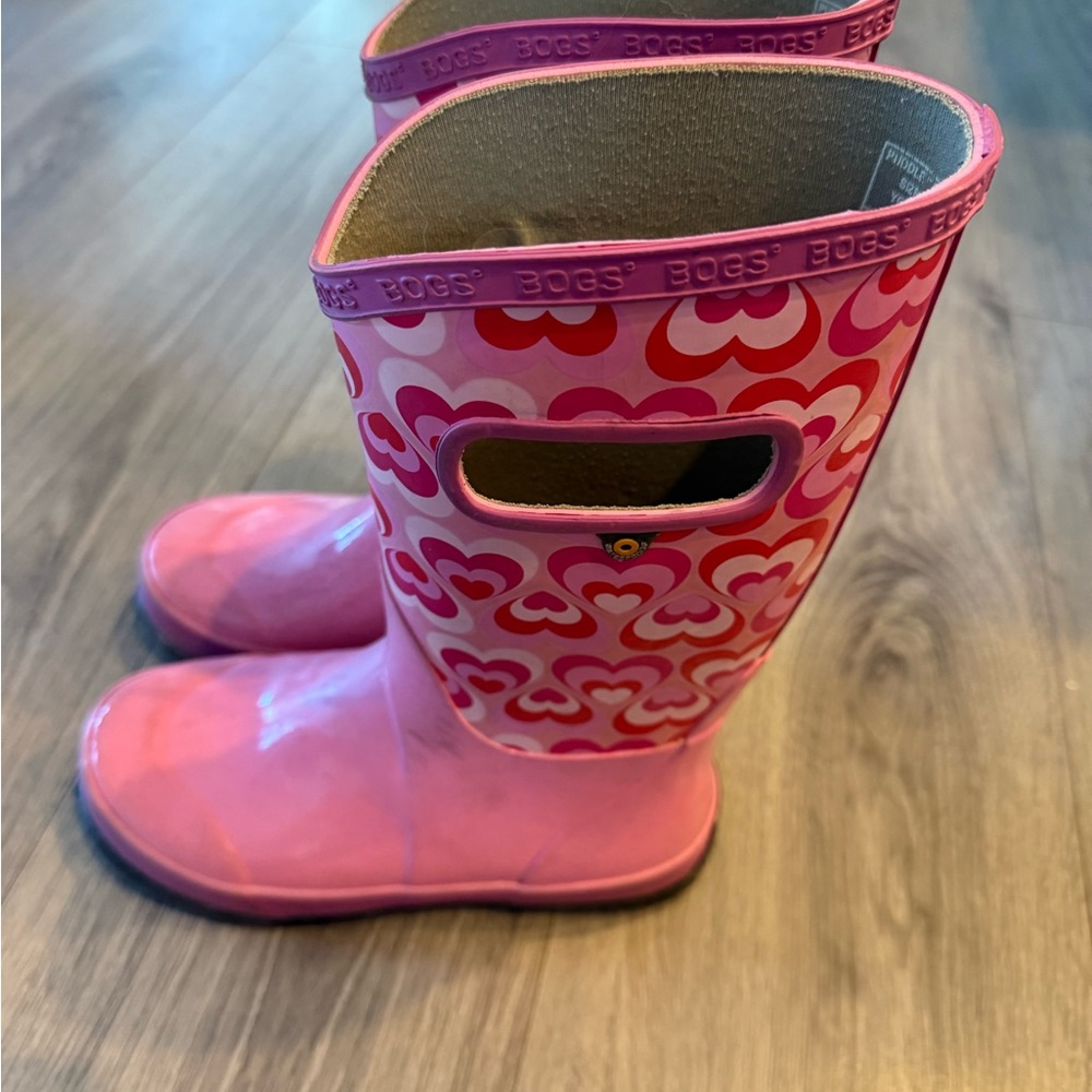BOGS Kids Pink and Red Heart Boots